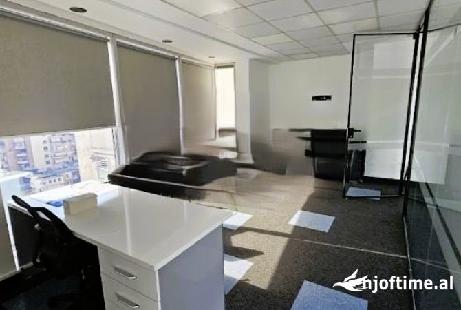 Ambient biznesi me qera 3+1 ne Tirane - 3,150 Euro