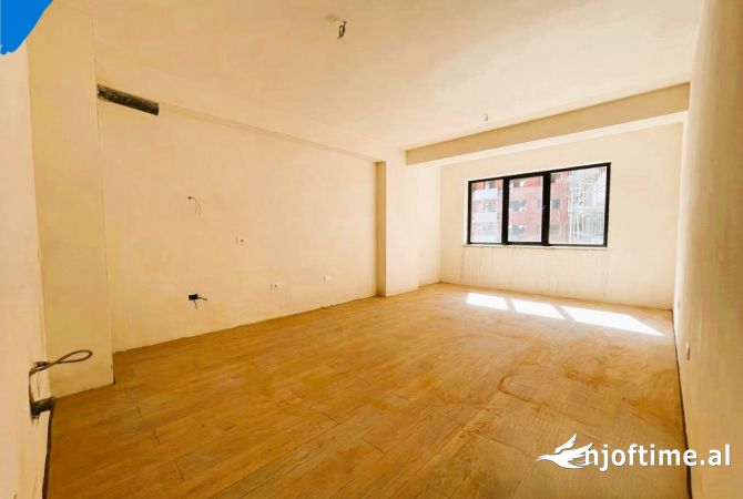 Shtepi ne shitje 2+1 ne Tirane - 118,000 Euro