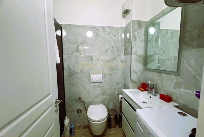 Shtepi me qera 1+1 ne Tirane - 650 Euro