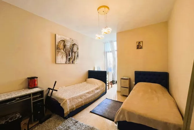 Shtepi ne shitje 2+1 ne Tirane - 130,000 Euro