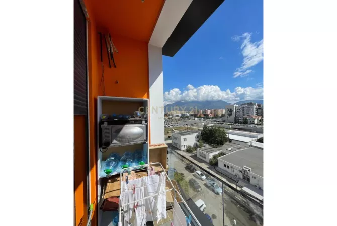 Shtepi me qera Apartament ne Tirane, 2+1, Mobilimi E mobiluar, Pagesa 700  Euro.