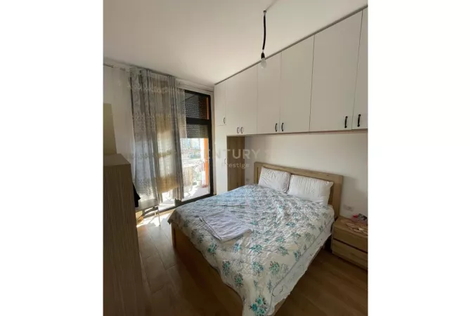 Shtepi me qera 2+1 ne Tirane - 700 Euro