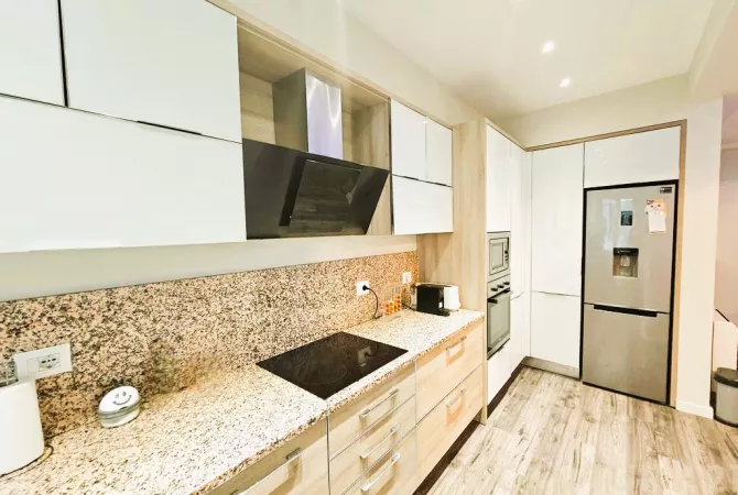 Casa in affitto 2+1 a Tirana - 1,200 Euro