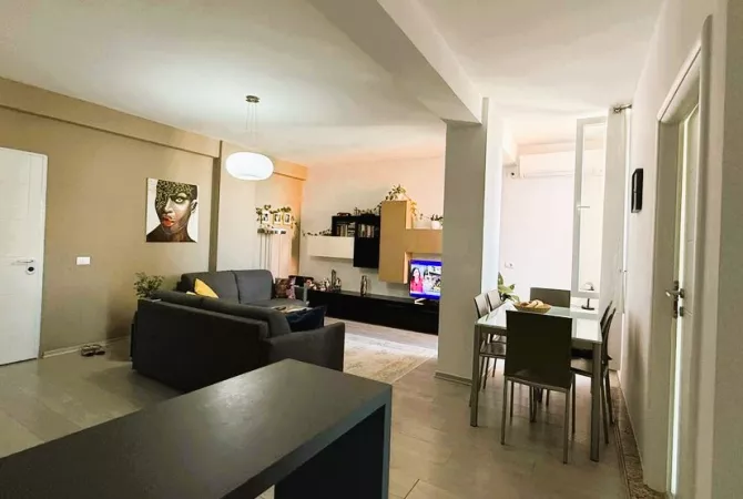 Shtepi me qera Apartament ne Tirane, 2+1, Mobilimi E mobiluar, Pagesa 600  Euro.