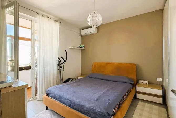 Shtepi me qera Apartament ne Tirane, 2+1, Mobilimi E mobiluar, Pagesa 600  Euro.