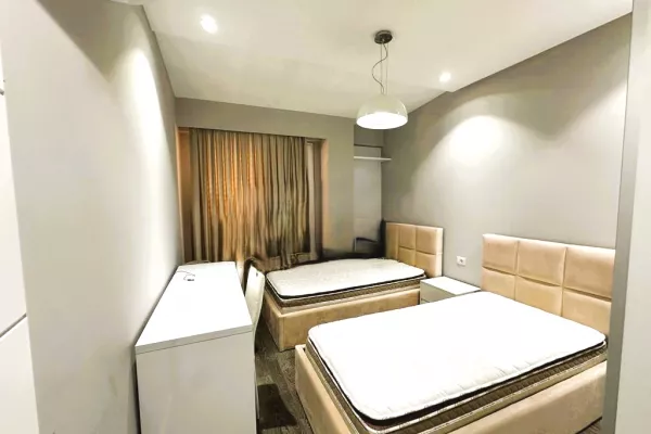 Casa in affitto 3+1 a Tirana - 1,400 Euro