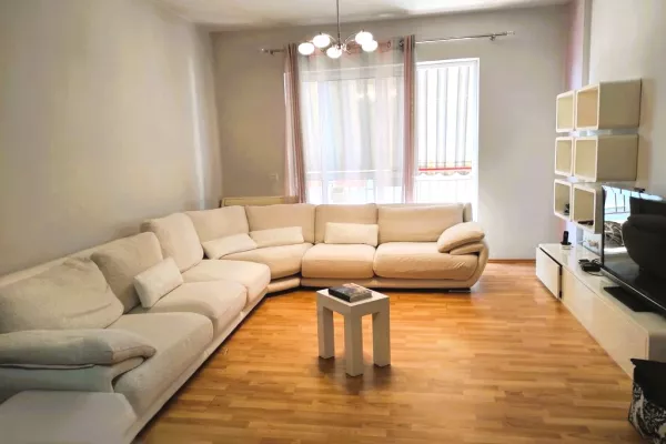 Casa in affitto 2+1 a Tirana - 800 Euro