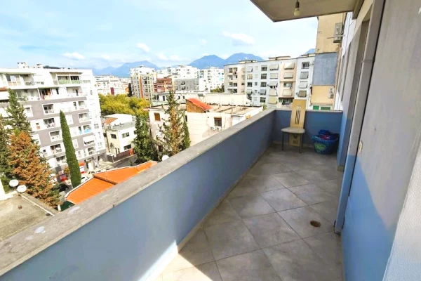 Shtepi me qera Apartament ne Tirane, 2+1, Mobilimi E mobiluar, Pagesa 600  Euro.
