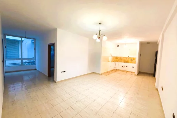 Shtepi ne shitje 3+1 ne Tirane - 175,000 Euro