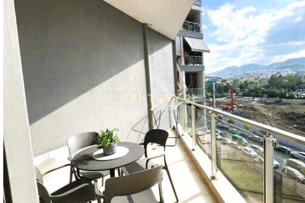 Shtepi me qera 1+1 ne Tirane - 1,200 Euro