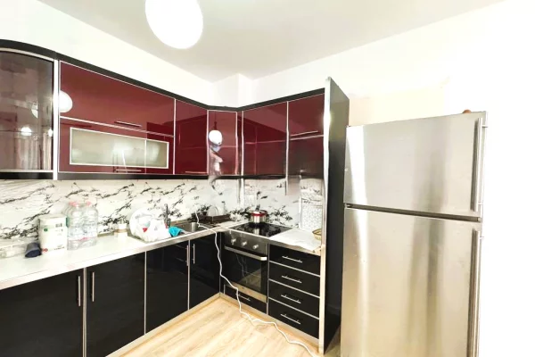 Shtepi ne shitje 1+1 ne Tirane - 95,000 Euro