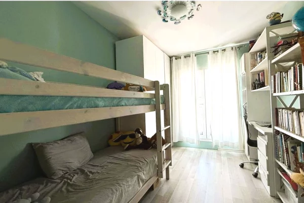 Shtepi me qera Apartament ne Tirane, 2+1, Mobilimi E mobiluar, Pagesa 550  Euro.