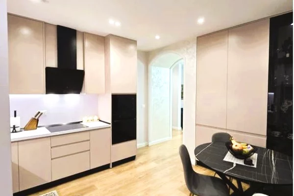 Casa in affitto 2+1 a Tirana - 1,500 Euro