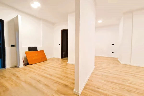 OFROJ PER QIRA AMBIENT PER ZYRA, PRANE QENDRES-TIRANE!