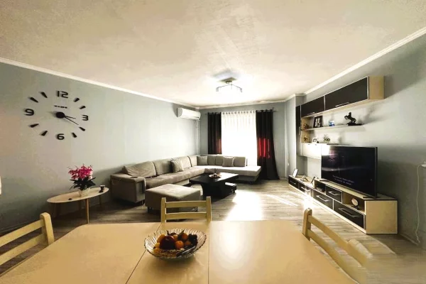 Shtepi ne shitje 2+1 ne Tirane - 158,000 Euro