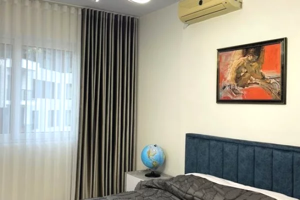 Shtepi me qera 2+1 ne Tirane - 1,000 Euro