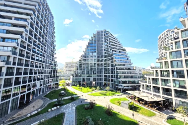 Business Property for Rent 3+1 in Tirana - 1,850 Euro