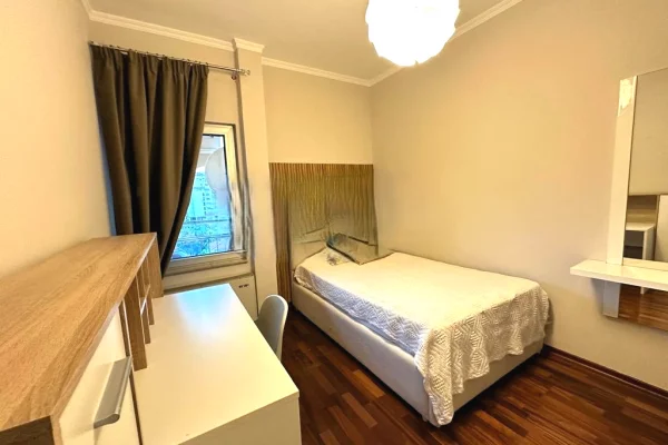 Shtepi me qera 2+1 ne Tirane - 1,500 Euro