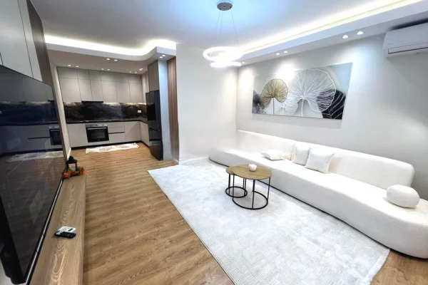 Shtepi ne shitje 2+1 ne Tirane - 173,000 Euro