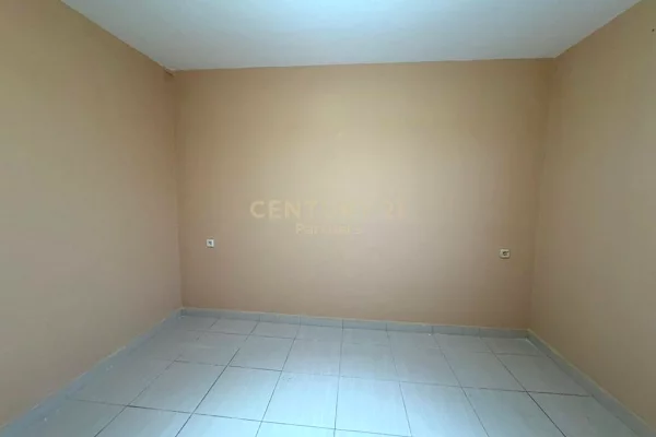 House for Sale 1+1 in Tirana - 77,000 Euro