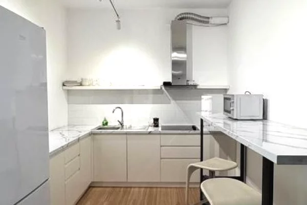 Business Property for Rent 3+1 in Tirana - 3,000 Euro