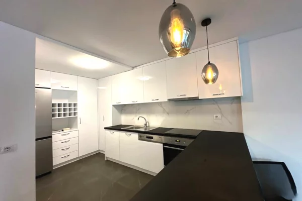 Casa in affitto 3+1 a Tirana - 2,500 Euro