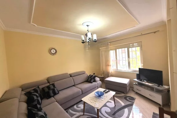 Shtepi ne shitje 1+1 ne Tirane - 110,000 Euro