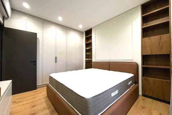 Shtepi me qera Apartament ne Tirane, 2+1, Mobilimi E mobiluar, Pagesa 1,700  Euro.