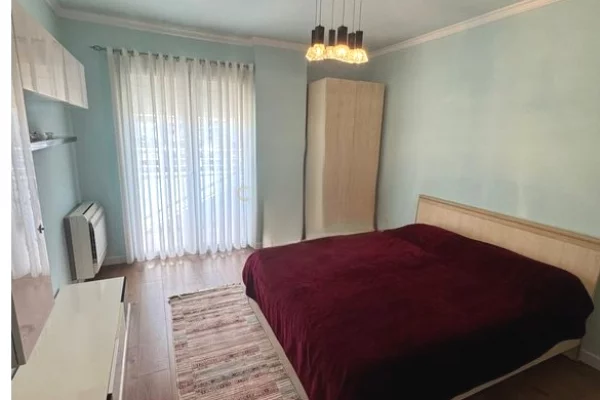 Casa in affitto 2+1 a Tirana - 1,400 Euro