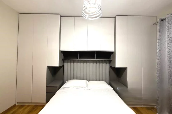 Shtepi me qera 2+1 ne Tirane - 1,200 Euro