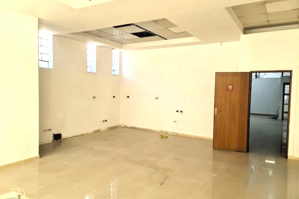 Ambient biznesi me qera 3+1 ne Tirane - 1,000 Euro