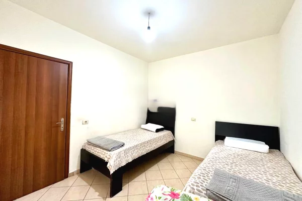 Shtepi me qera 2+1 ne Tirane - 600 Euro