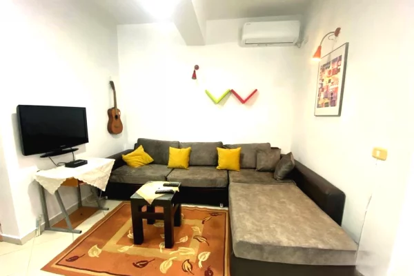 Shtepi me qera 1+1 ne Tirane - 500 Euro