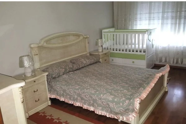 Shtepi me qera 1+1 ne Tirane - 600 Euro