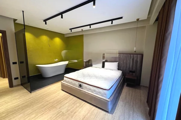 Shtepi me qera Apartament ne Tirane, 3+1, Mobilimi E mobiluar, Pagesa 3,000  Euro.