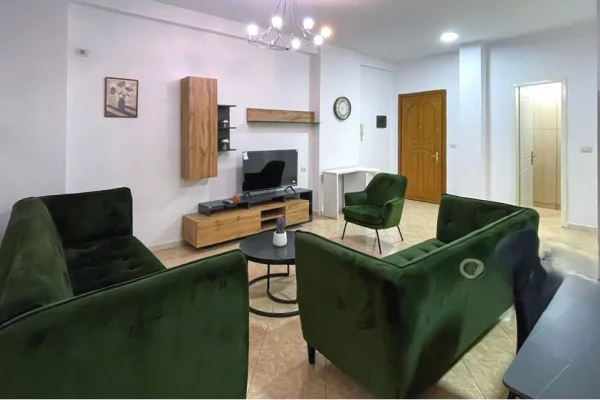 Shtepi me qera 2+1 ne Tirane - 750 Euro