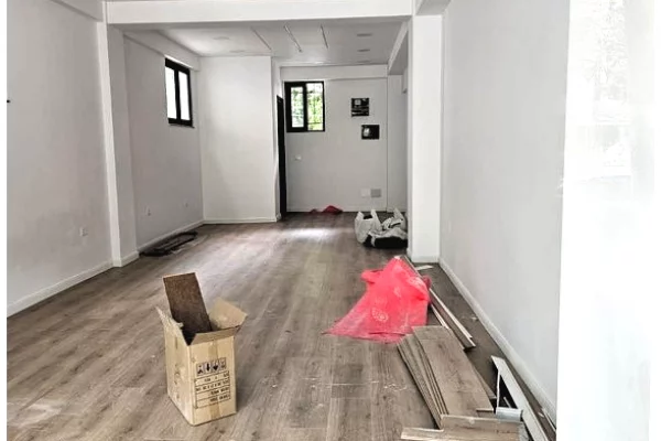 Ambient biznesi ne shitje 1+1 ne Tirane - 309,000 Euro