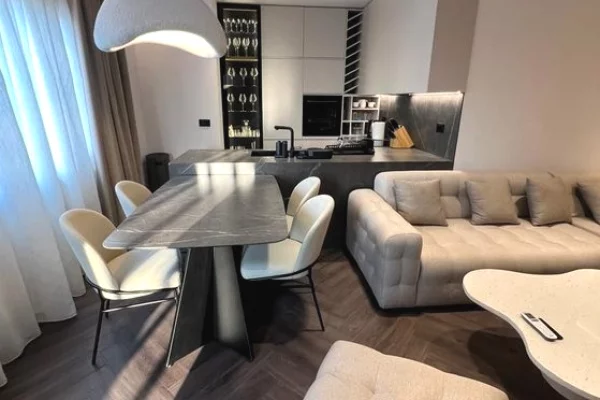 House for Sale 2+1 in Tirana - 288,000 Euro