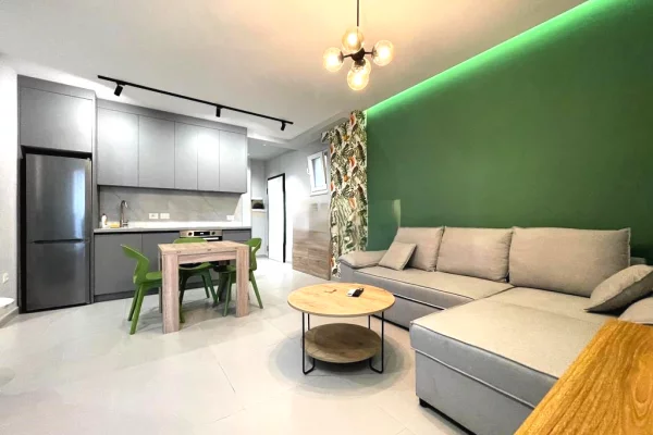 Shtepi me qera 2+1 ne Tirane - 750 Euro