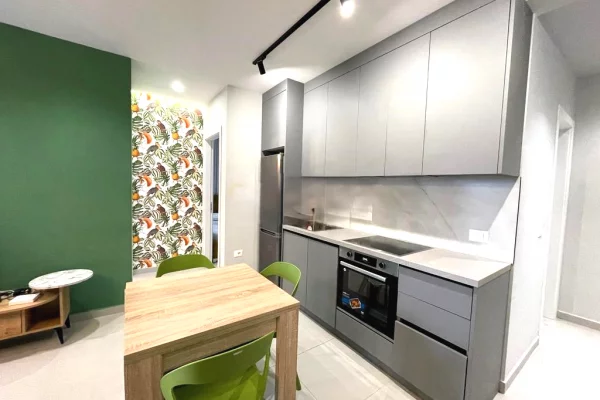 Shtepi me qera 2+1 ne Tirane - 750 Euro