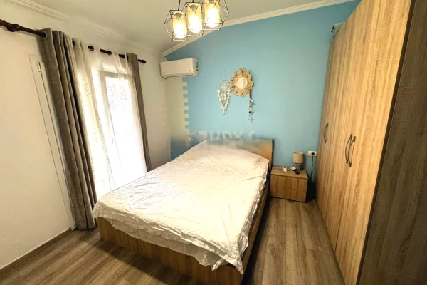 Shtepi me qera 2+1 ne Tirane - 600 Euro