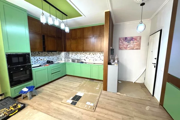 Business Property for Rent 3+1 in Tirana - 1,500 Euro