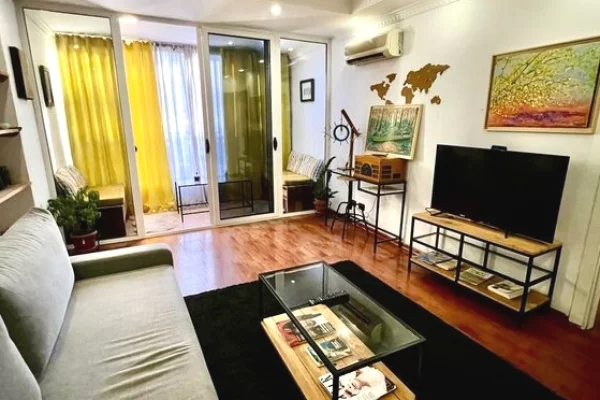 Shtepi me qera 1+1 ne Tirane - 700 Euro