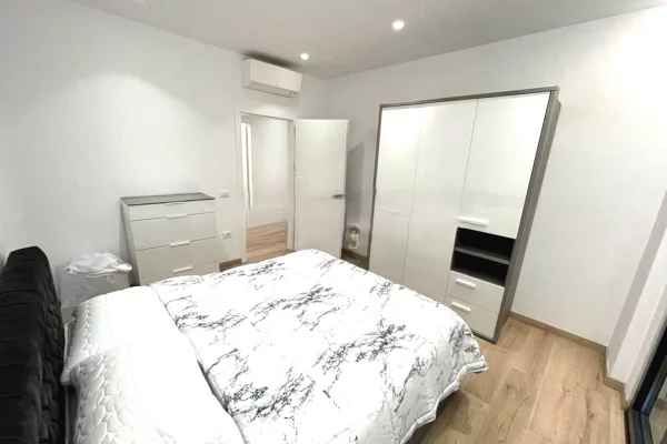 Shtepi me qera 2+1 ne Tirane - 1,500 Euro