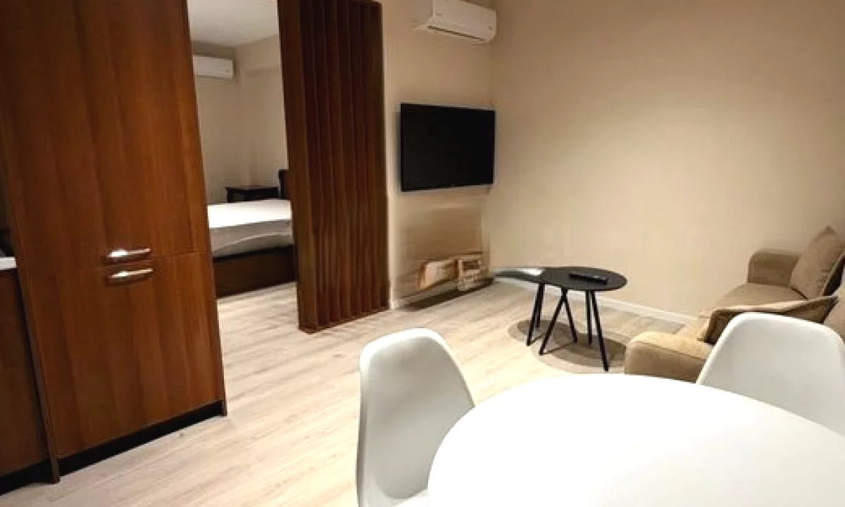 Shtepi me qera Apartament ne Tirane, 2+1, Mobilimi E mobiluar, Pagesa 550  Euro.