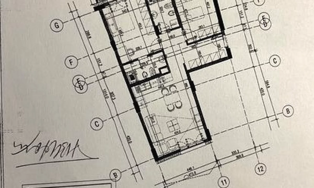 Shtepi ne shitje Apartament ne Tirane, 2+1, Mobilimi E mobiluar, Pagesa 210,450  Euro.