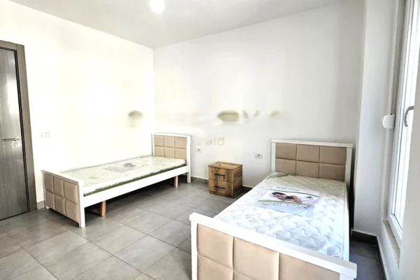 Shtepi me qera 2+1 ne Tirane - 500 Euro