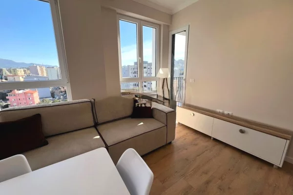 Shtepi me qera Apartament ne Tirane, 1+1, Mobilimi E mobiluar, Pagesa 700  Euro.