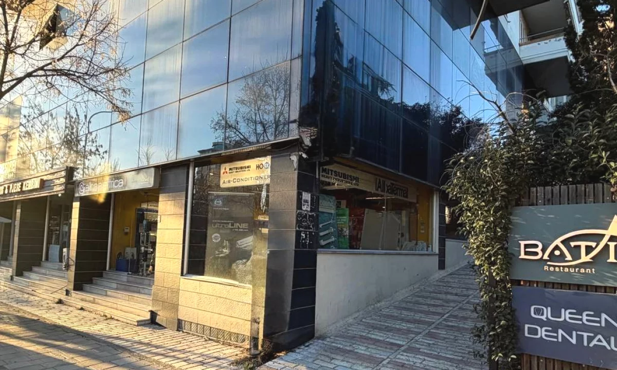 NJesi komerciale per qira