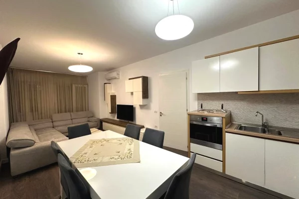 Shitet Apartament 2+1 në Astir – pranë Well!